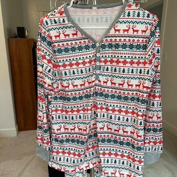 🎄New In Package 2 Piece Christmas PJ Set, Unisex Size Large Unbranded - Picture 7 of 10